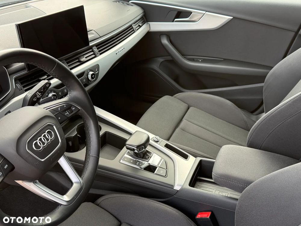 Audi A4 Avant 40 TDI quattro S tronic advanced - 28