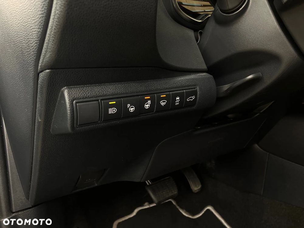 Toyota Corolla 2.0 Hybrid Executive - 27