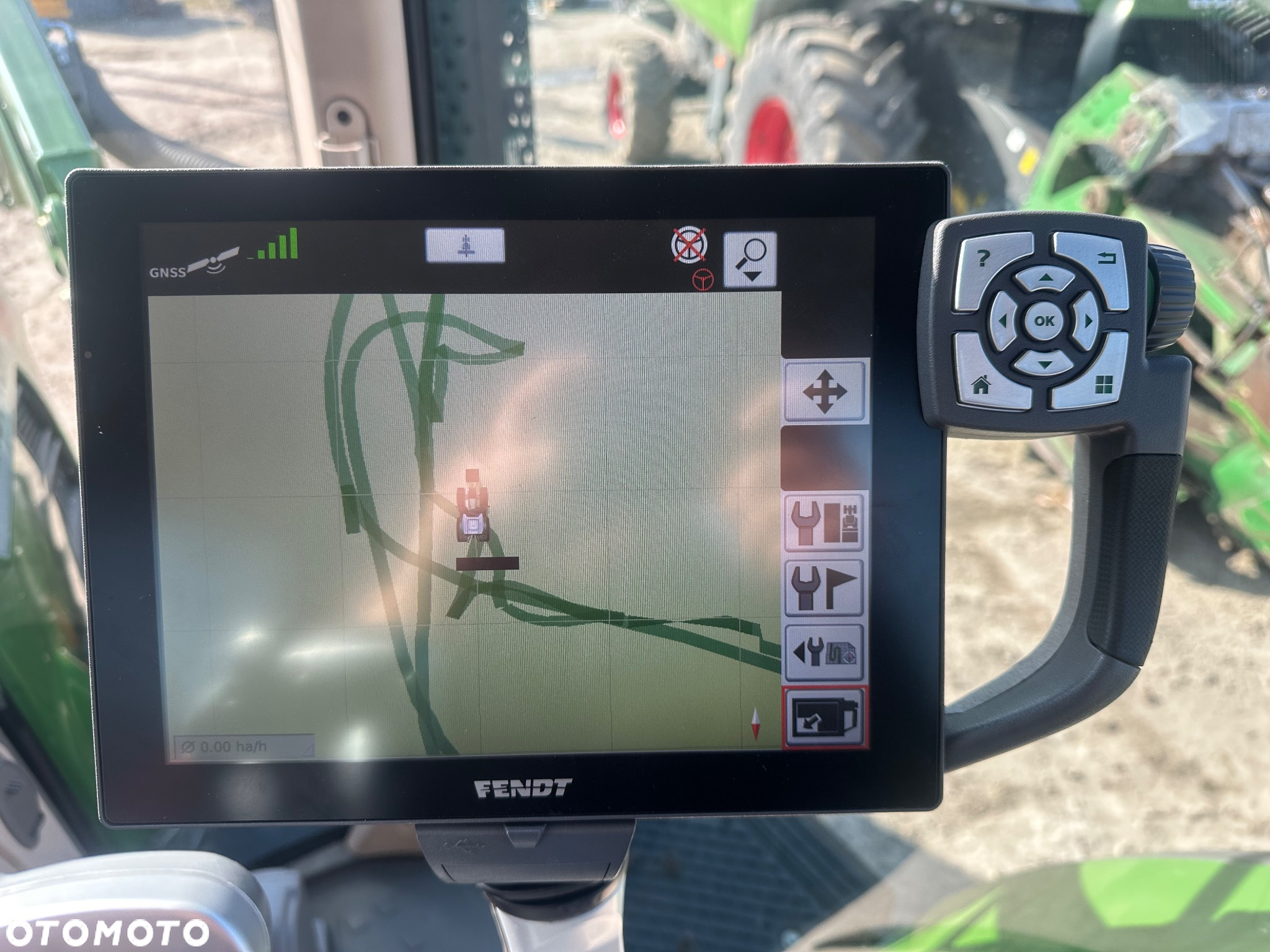 Fendt 724 Vario S4 - 17