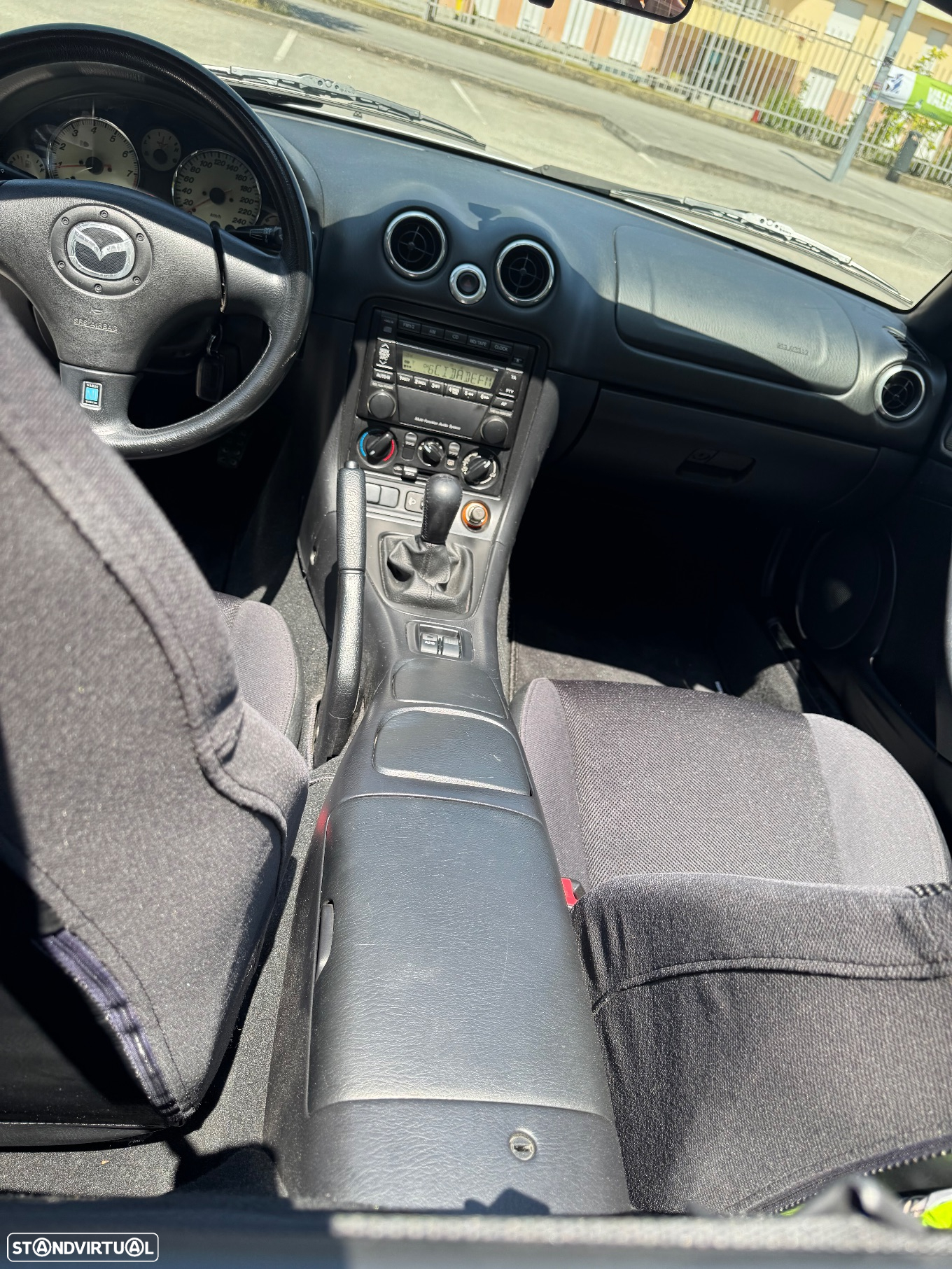 Mazda MX-5 1.6 - 9