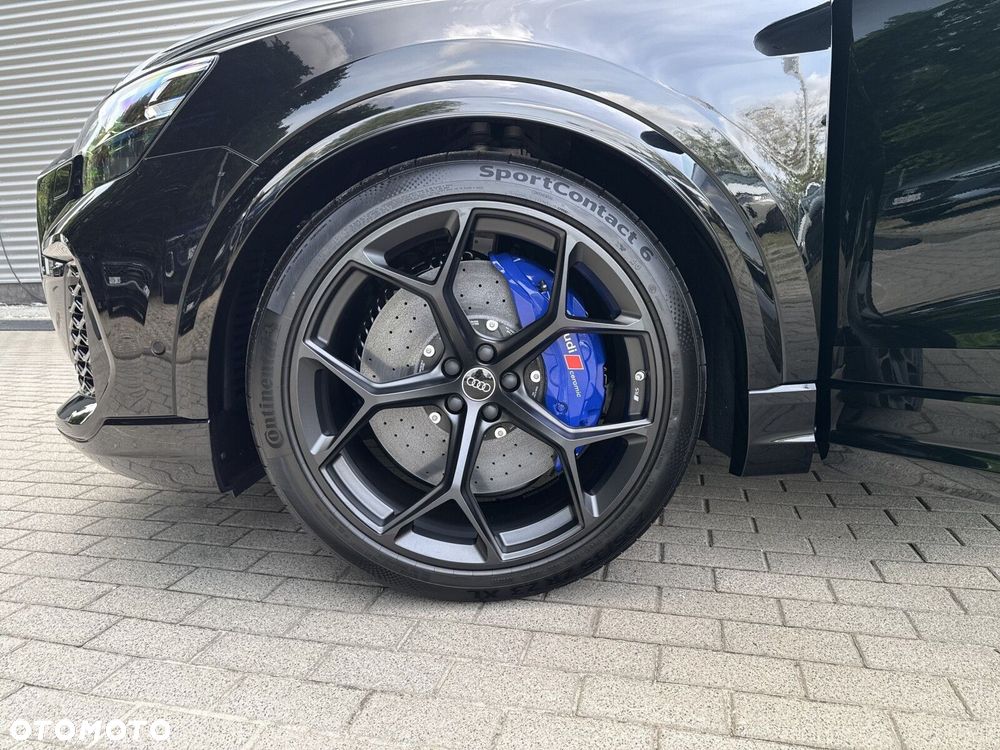 Audi RS Q8 - 19