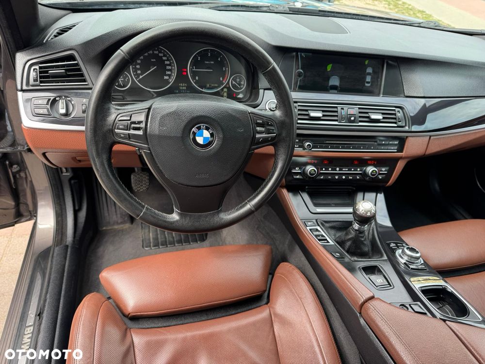 BMW Seria 5 520d BluePerformance - 12