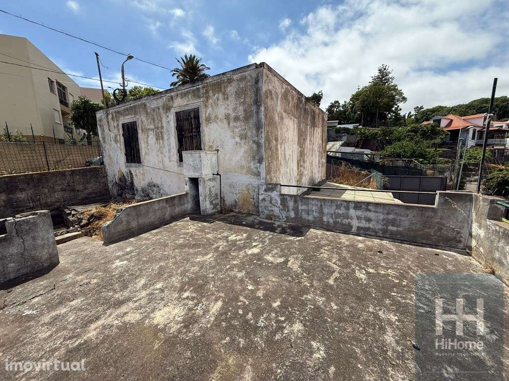 Moradia para reabilitação em São Martinho, Funchal - Grande imagem: 4/17