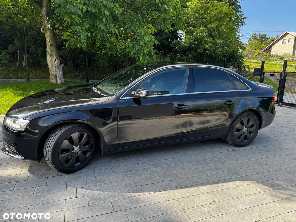 Audi A4 Limousine - 6