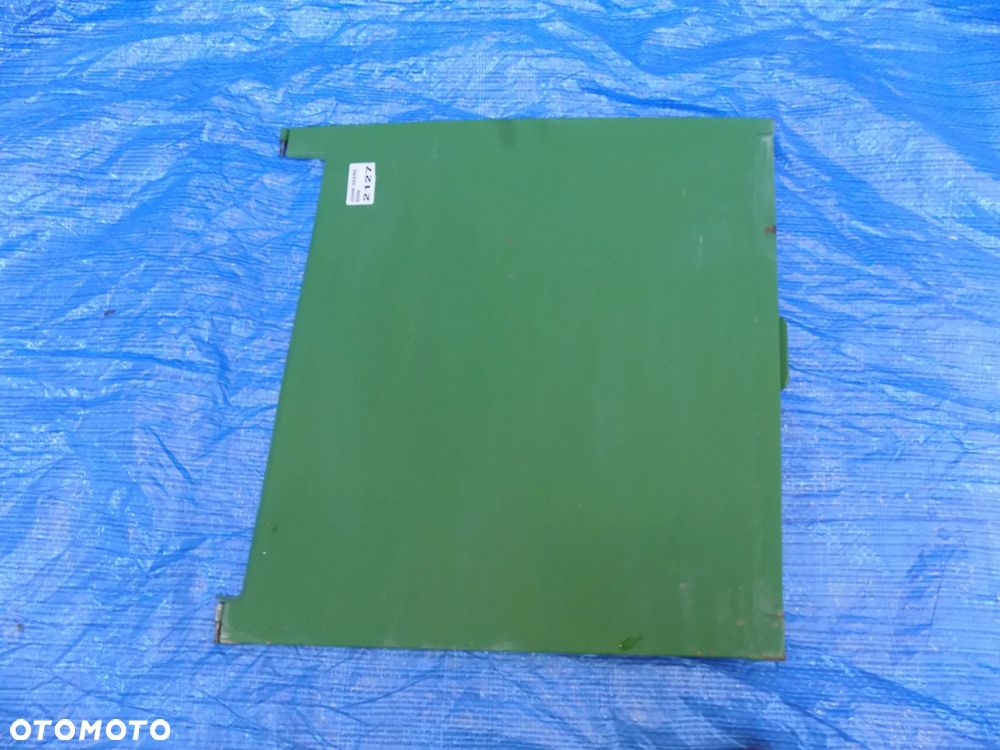 John Deere seria 6000, 6600 6800 6900 osłona drzwiczki  boczna silnika maski kratka prawa - 1