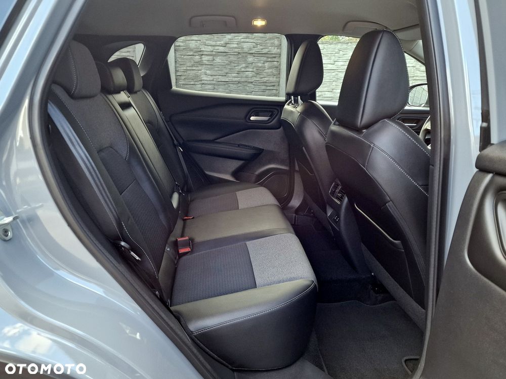 Nissan Qashqai 1.3 DIG-T MHEV Xtronic N-Connecta - 5