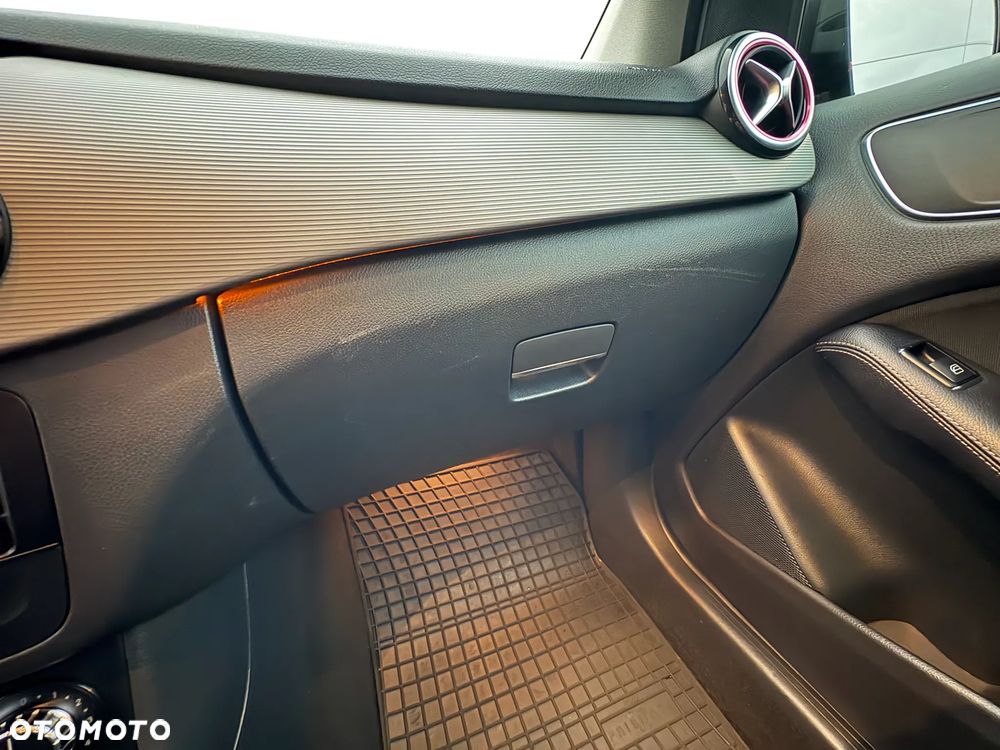 Mercedes-Benz Klasa B 180 (CDI) d 7G-DCT Style - 11