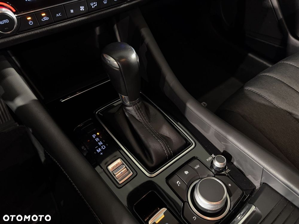 Mazda 6 2021