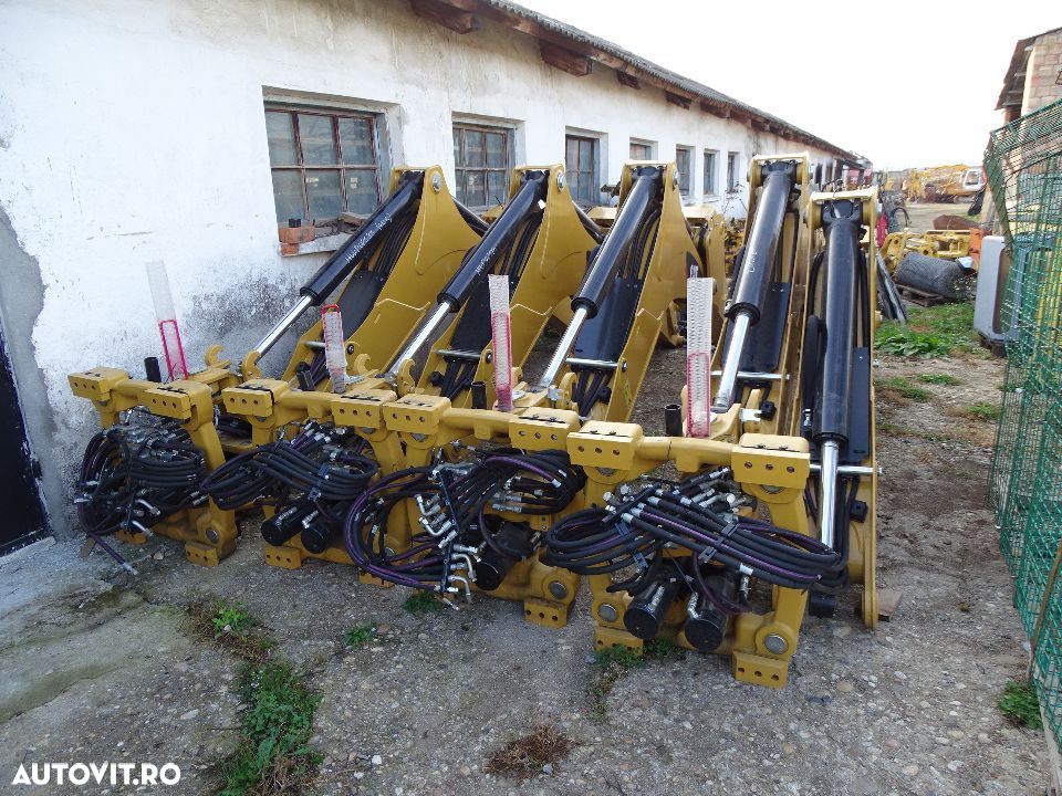 Brat Buldoexcavator Cat 428 F, F2 , Nou - 1