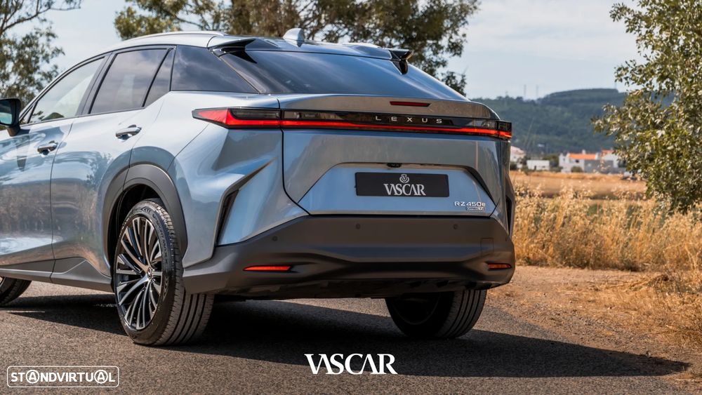 Lexus RZ 450e Luxury Pack - 31