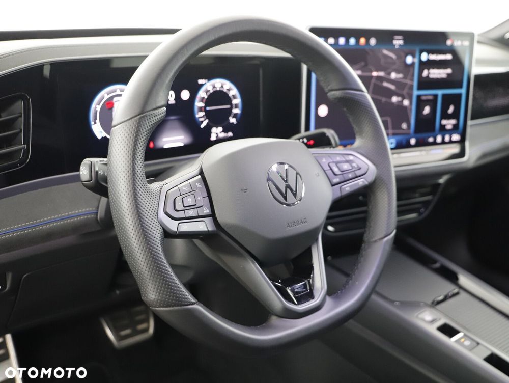 Volkswagen Passat - 13