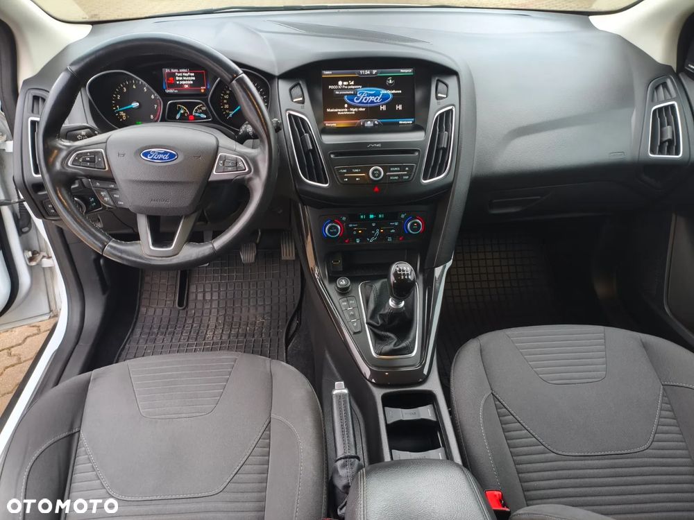 Ford Focus 1.0 EcoBoost Titanium ASS - 11