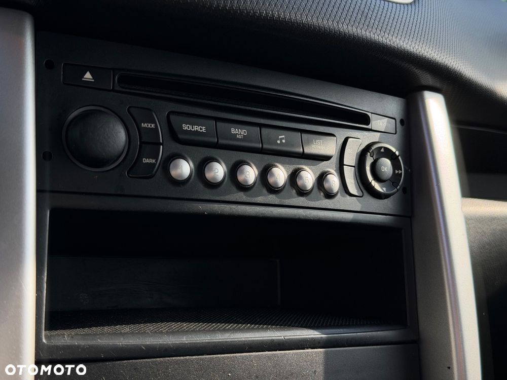 Peugeot 207 95 VTi forever - 37