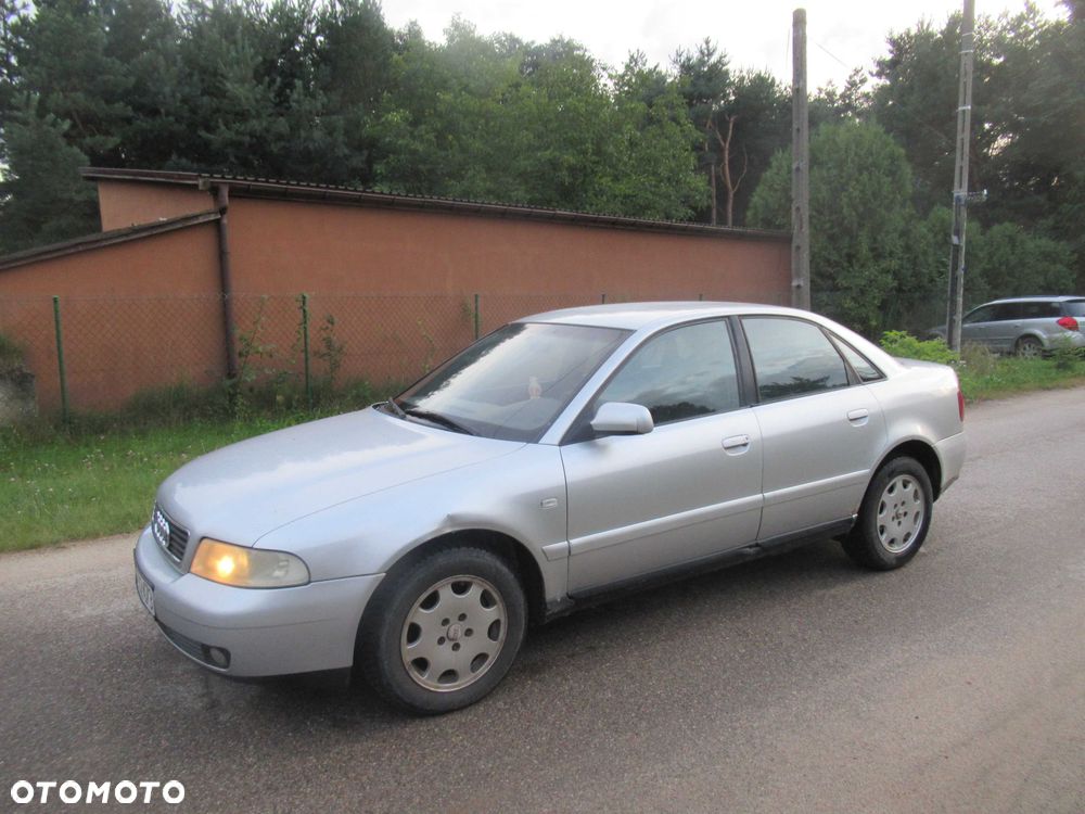 Audi A4 Limousine - 2