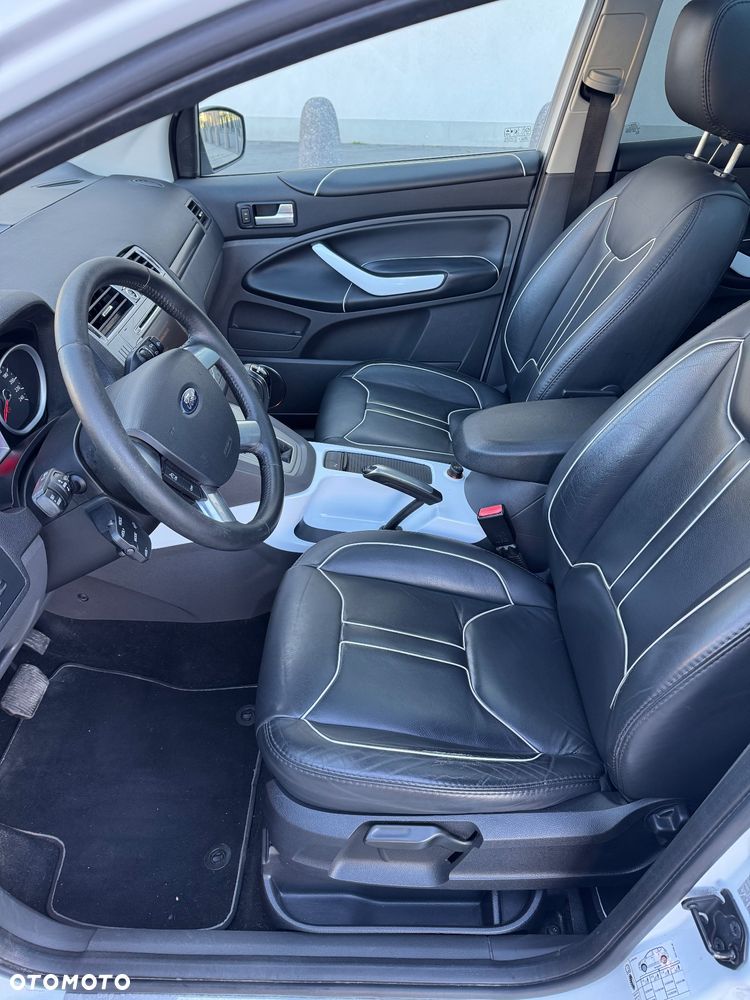 Ford Kuga 2.0 TDCi 4x4 Individual - 13