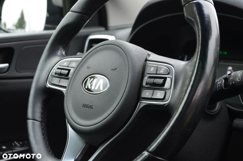 Kia Sportage 1.7 CRDI 2WD ISG Dream-Team Edition - 25