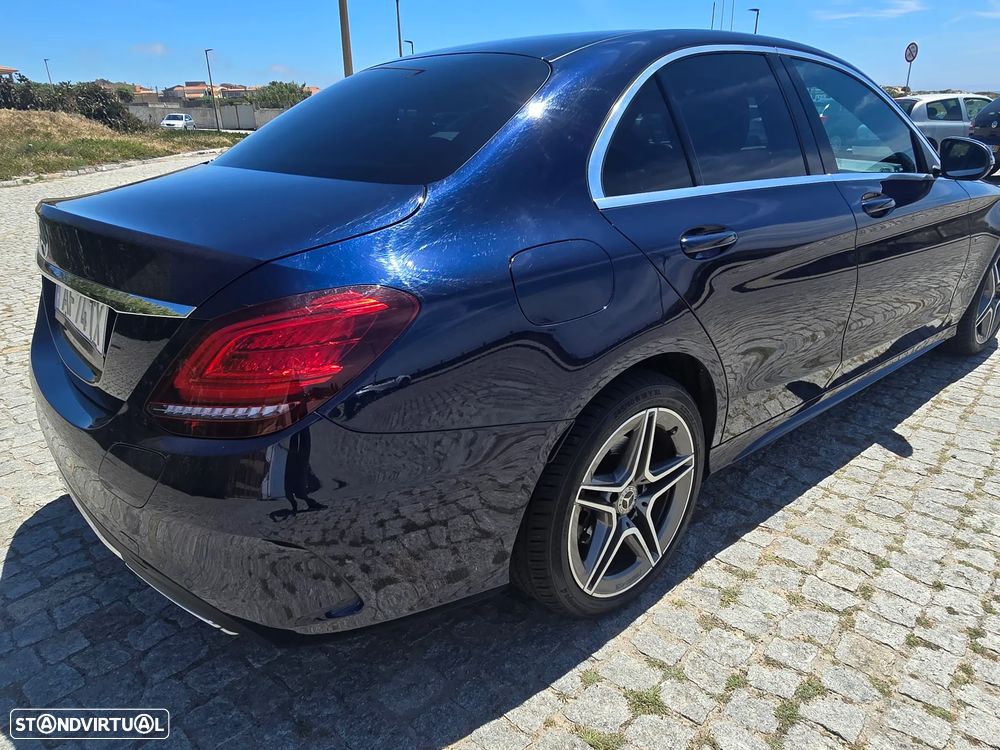 Mercedes-Benz C 300 de AMG Line - 12