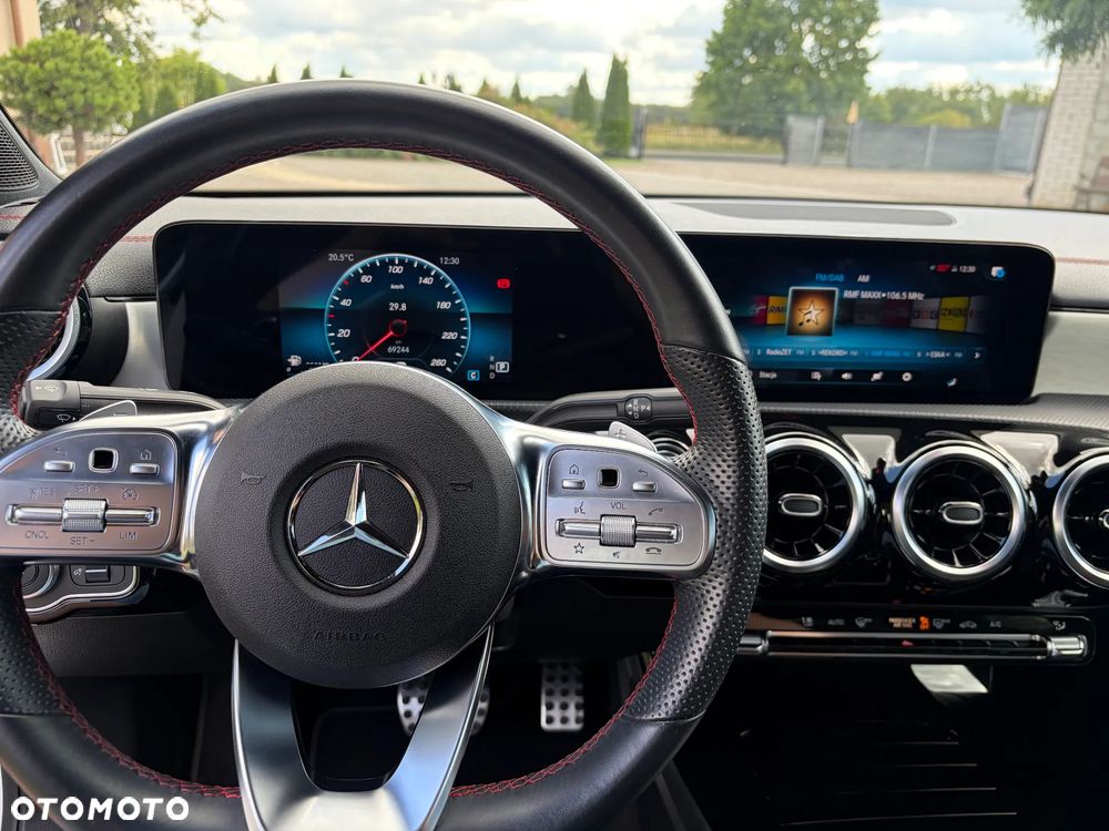 Mercedes-Benz CLA 180 AMG Line 7G-DCT - 18