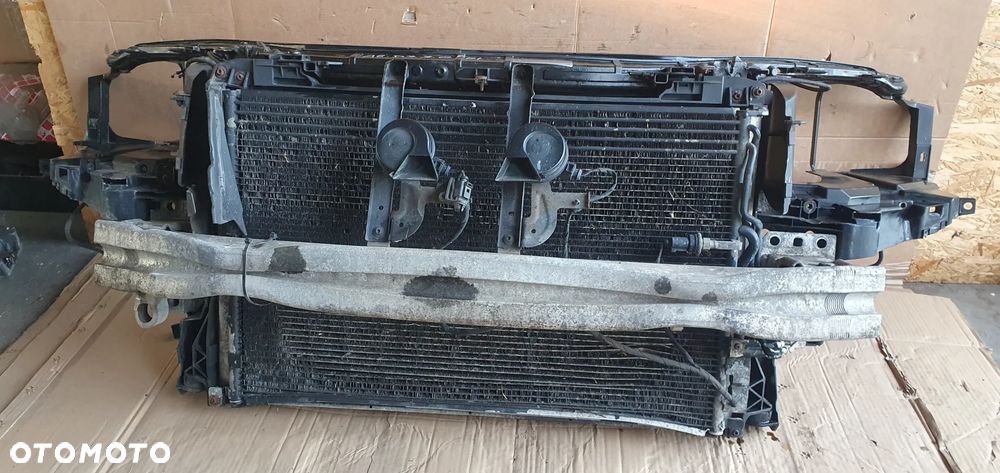 Pas przedni kompletny chłodnice wentylatory belka Audi A8 D3 3.0 TDI - 5