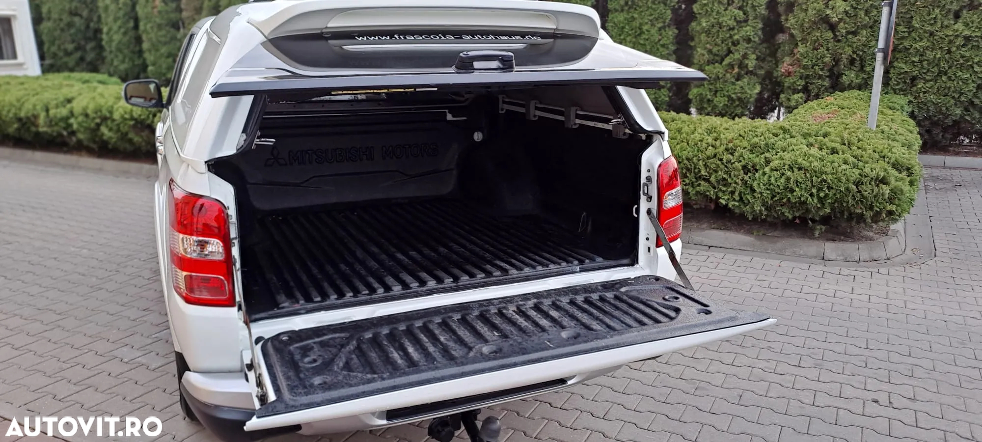 Mitsubishi L200 Double Cab 2.4 DI-D Instyle Aut. - 6