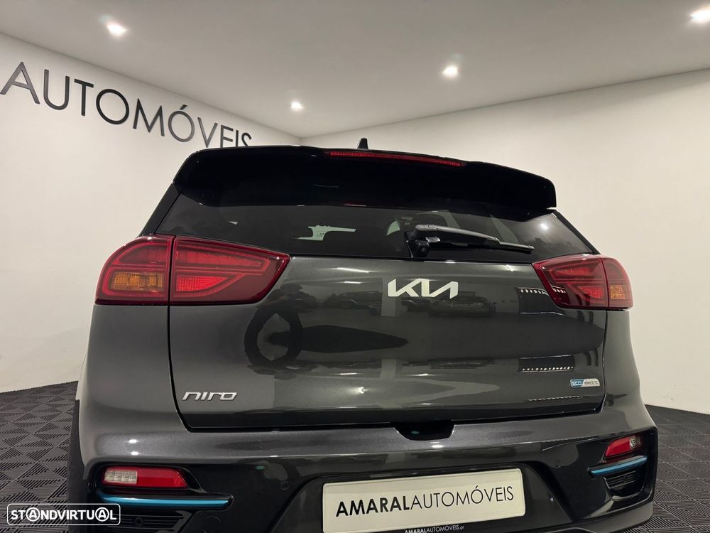 Kia e-Niro 39.2kWh Move 39 - 23