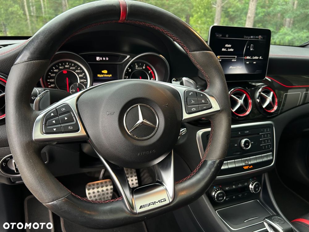 Mercedes-Benz CLA AMG 45 4-Matic - 19