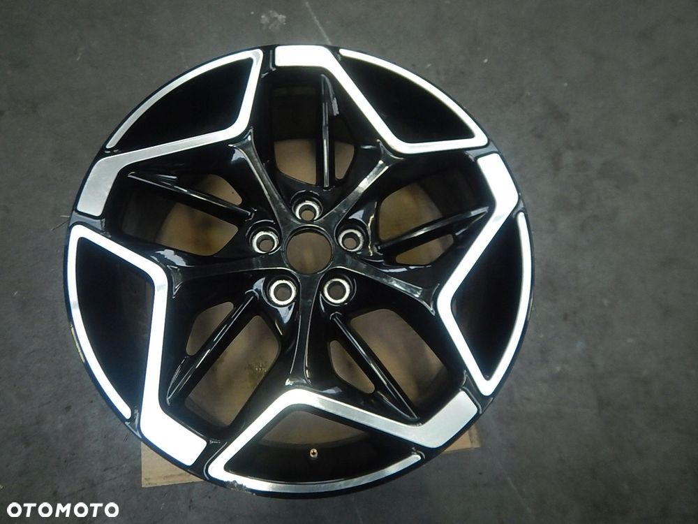 felga aluminiowa ford kuga mk3 r19" 7.5j 5x108 et50 pv4c-1007-h2a - 2