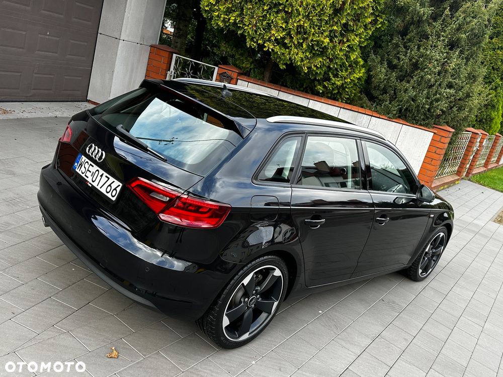 Audi A3 Sportback 1.6 TDI S line Sportpaket - 11