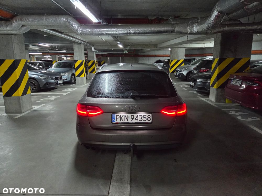 Audi A4 Avant - 10