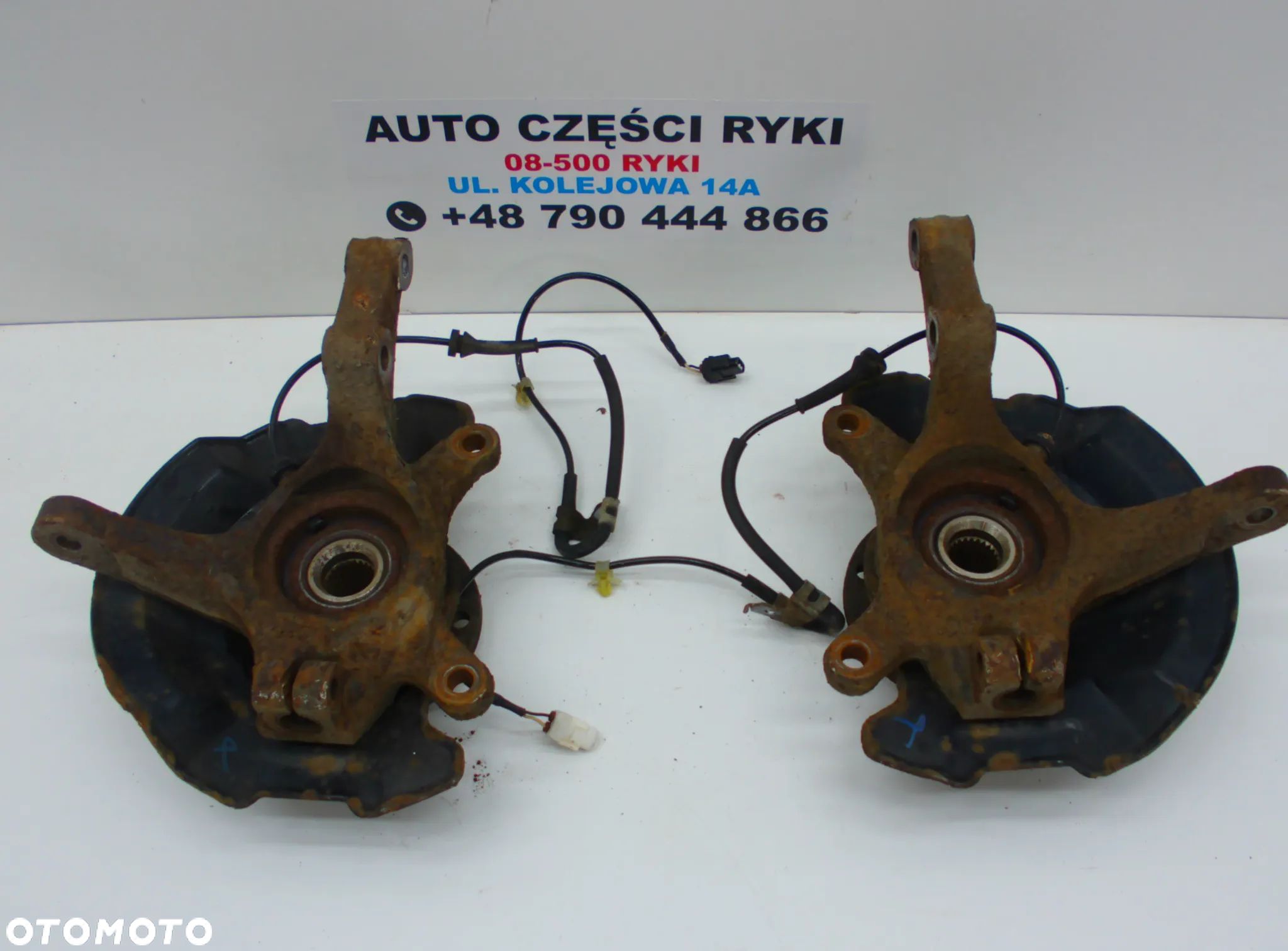 Suzuki swift MK6 1.3 2008r Zwrotnica piasta  prawa strona części czujnik abs - 1