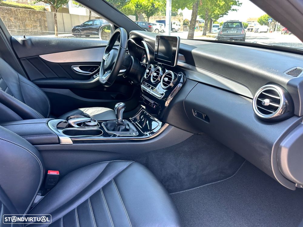 Mercedes-Benz C 220 d AMG Line - 45