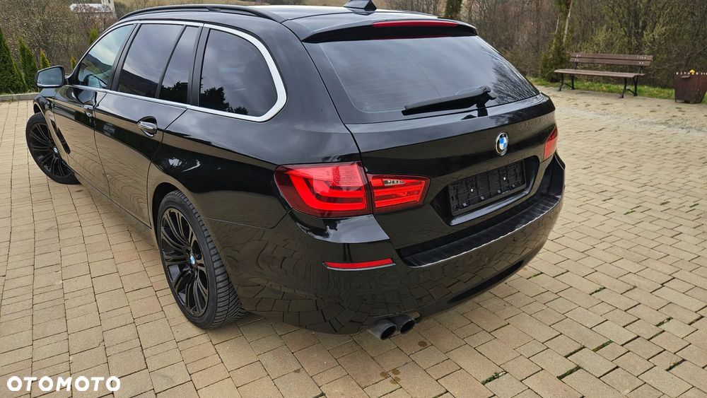 BMW Seria 5 525d xDrive Sport-Aut Modern Line - 9