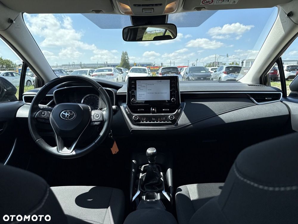 Toyota Corolla - 12
