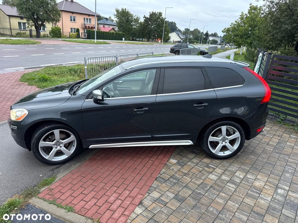 Volvo XC 60 D5 AWD RDesign - 4