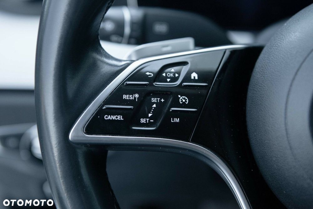 Mercedes-Benz Klasa E 220 d 4-Matic AMG - 22