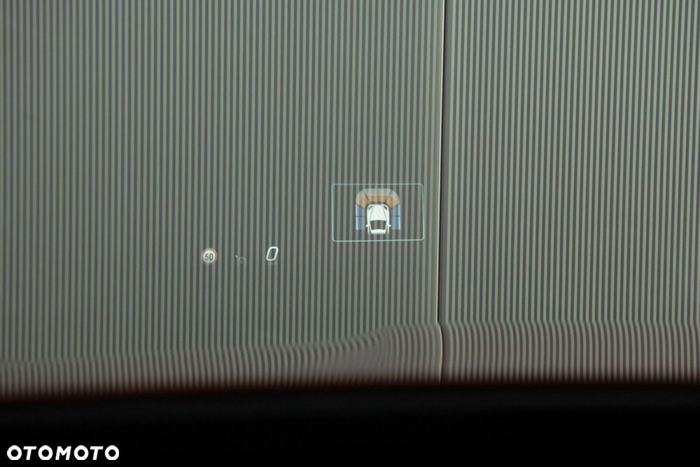 Mercedes-Benz GLC - 31