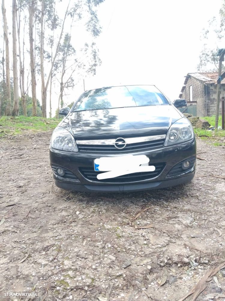 Opel Astra GTC 1.3 CDTI - 1