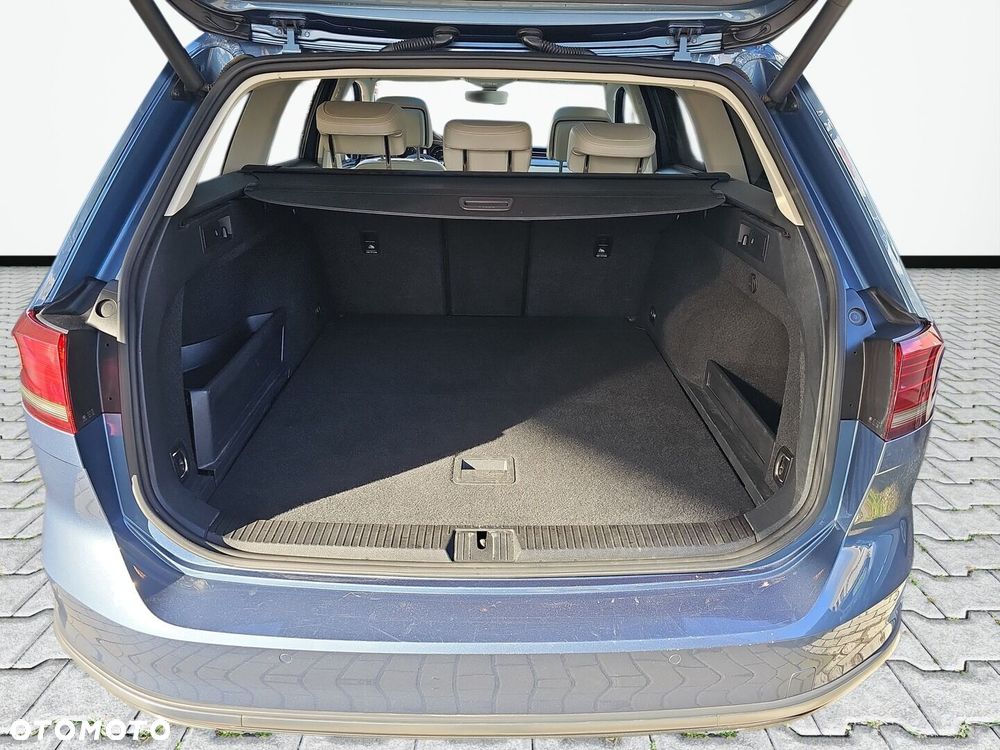 Volkswagen Passat Alltrack 2.0 TSI (BMT) 4Motion DSG - 32