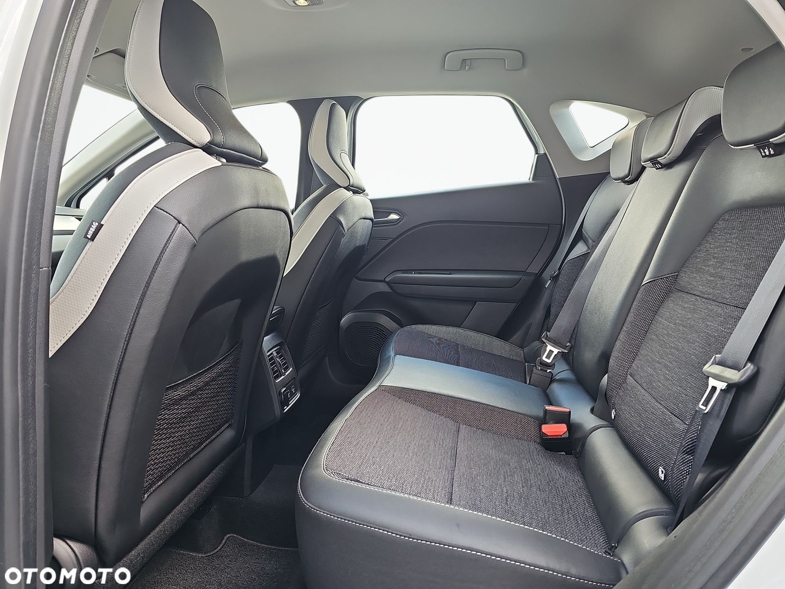 Renault Captur 1.0 TCe Intens - 21