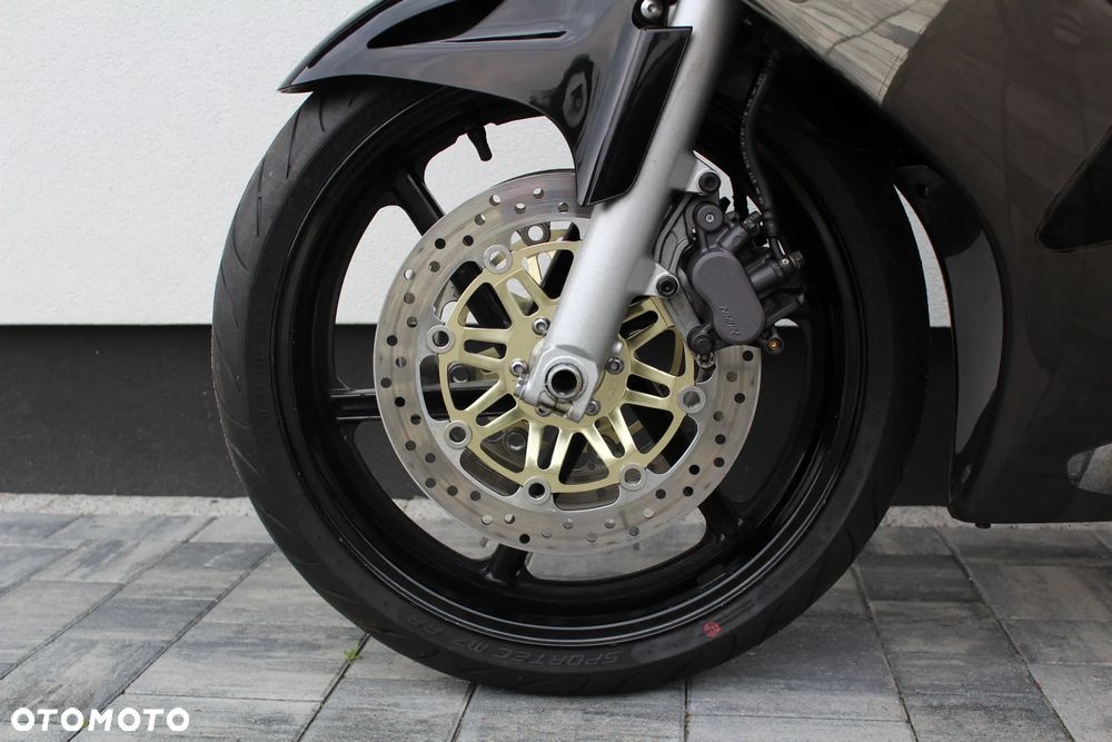 Honda CBR - 10