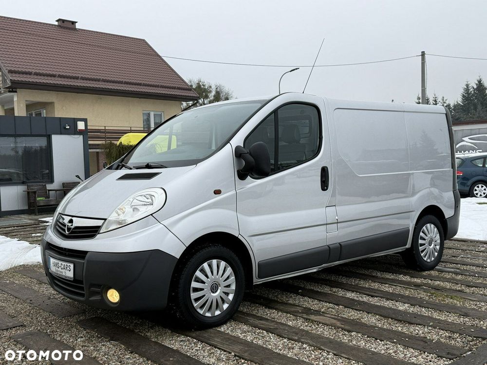Opel Vivaro - 10