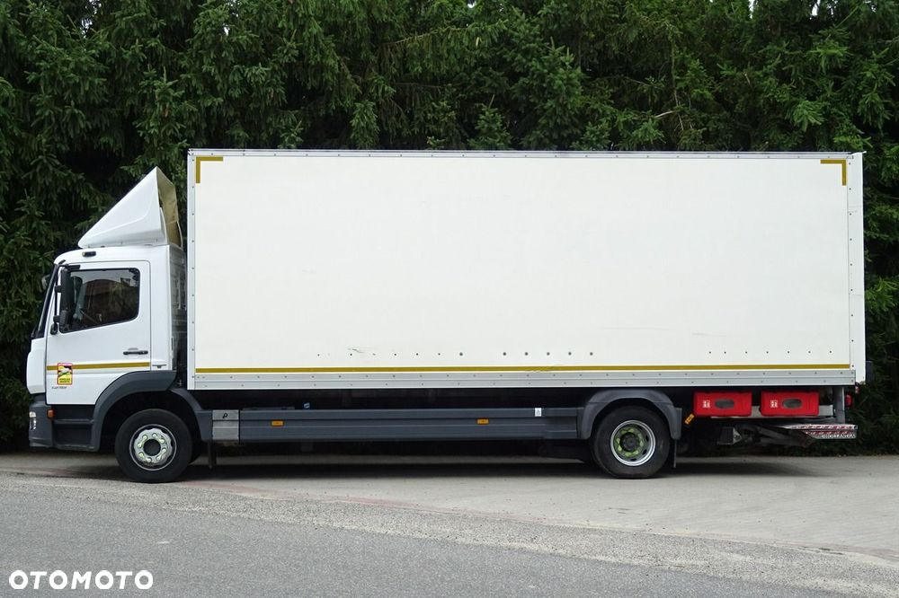 Mercedes-Benz Atego 1218 Euro6 tylko 323tys.km Kontener 18p winda Sprowadzony - 28