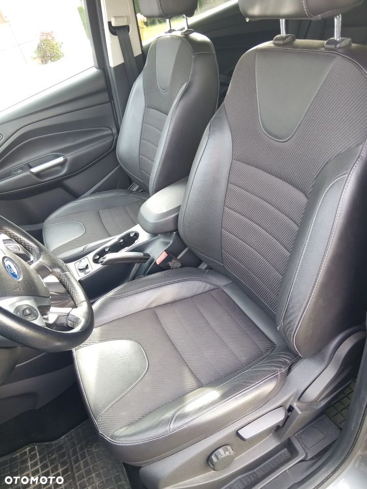 Ford Kuga 2.0 TDCi 4WD Titanium - 15