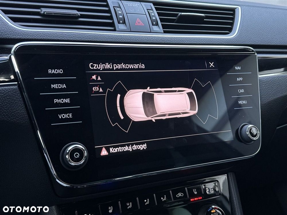 Skoda Superb 2.0 TDI SCR 4x4 L&K DSG - 30