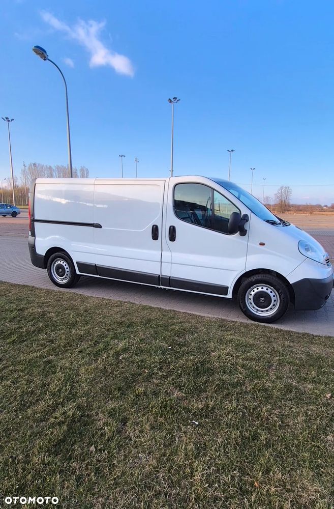 Opel Vivaro - 7
