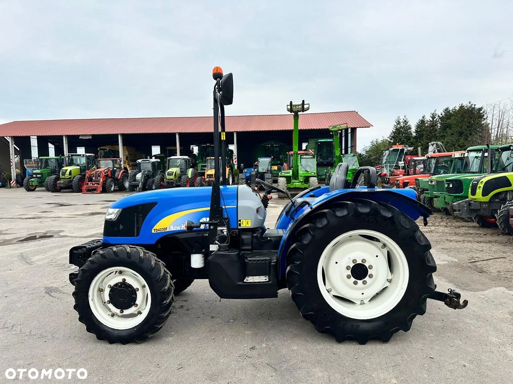 New Holland TD4030F - 3