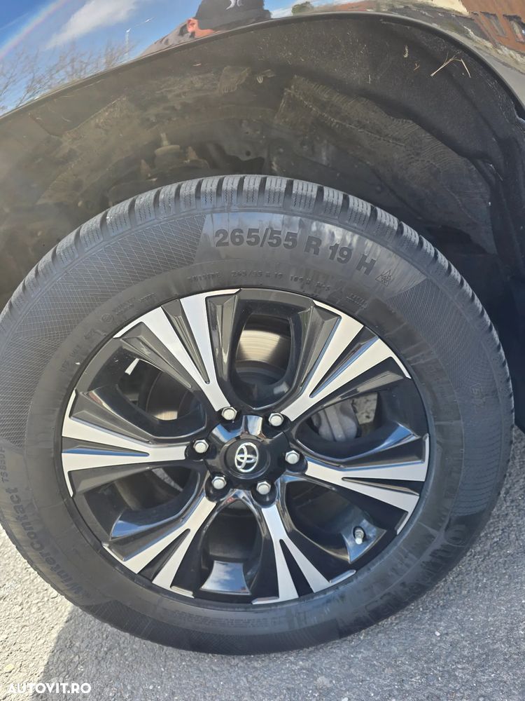 Toyota Land Cruiser 2.8l D-4D 204 CP A/T 7 locuri Executive - 18