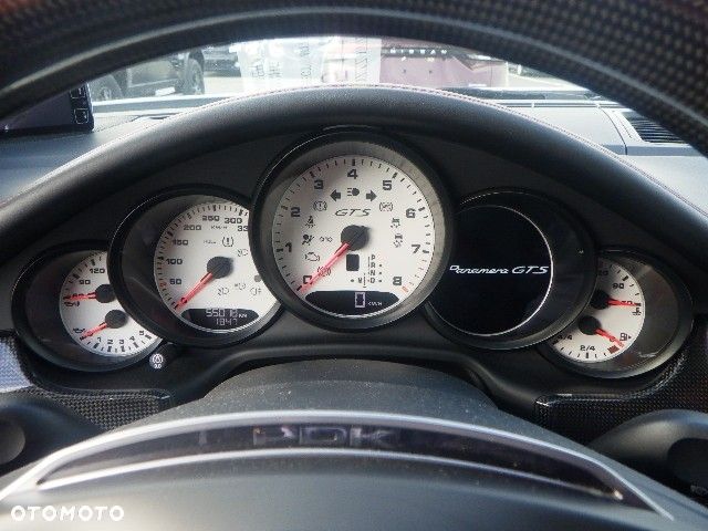 Porsche Panamera GTS - 9