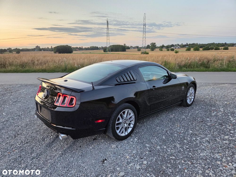 Ford Mustang - 28