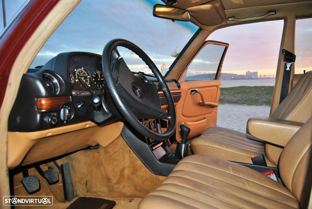 Mercedes-Benz W123 (1976-1986) - 12